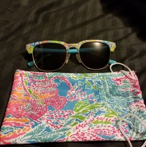 Lilly Pulitzer sunglasses like new